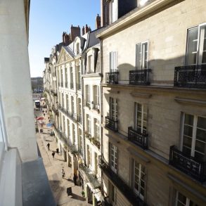 Vue de la fenêtre carré site